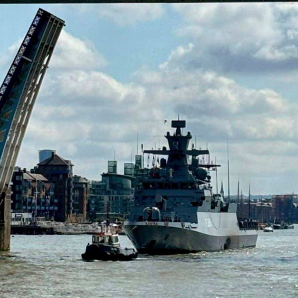 A German warship blasted the Darth Vader theme on the Thames. ‘No deeper message,’ Navy says. | AP News