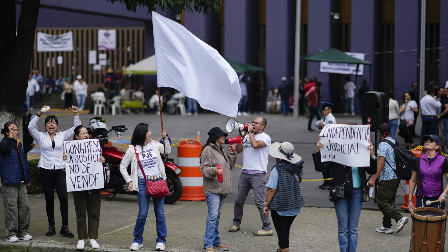 US ambassador to Mexico calls proposed judicial overhaul a democracy ‘risk’ and economic threat