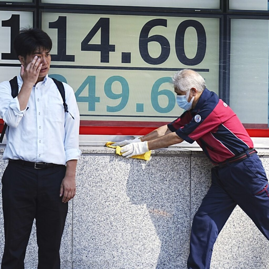 Asian stocks mixed after Wall Street rallies as ‘time has come’ for rate cuts