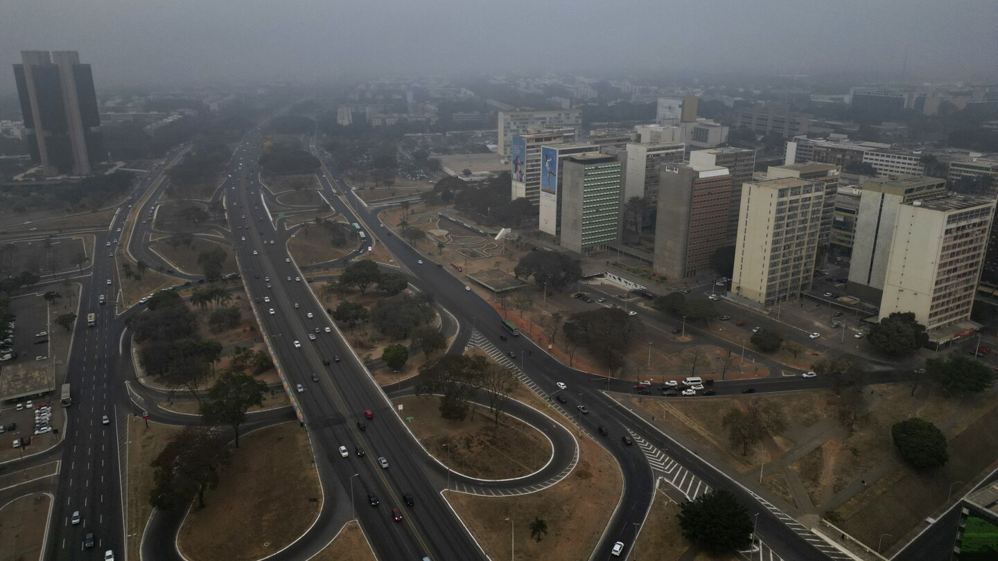 In a rare event, fire smoke covers Brazil’s capital, prompting federal response