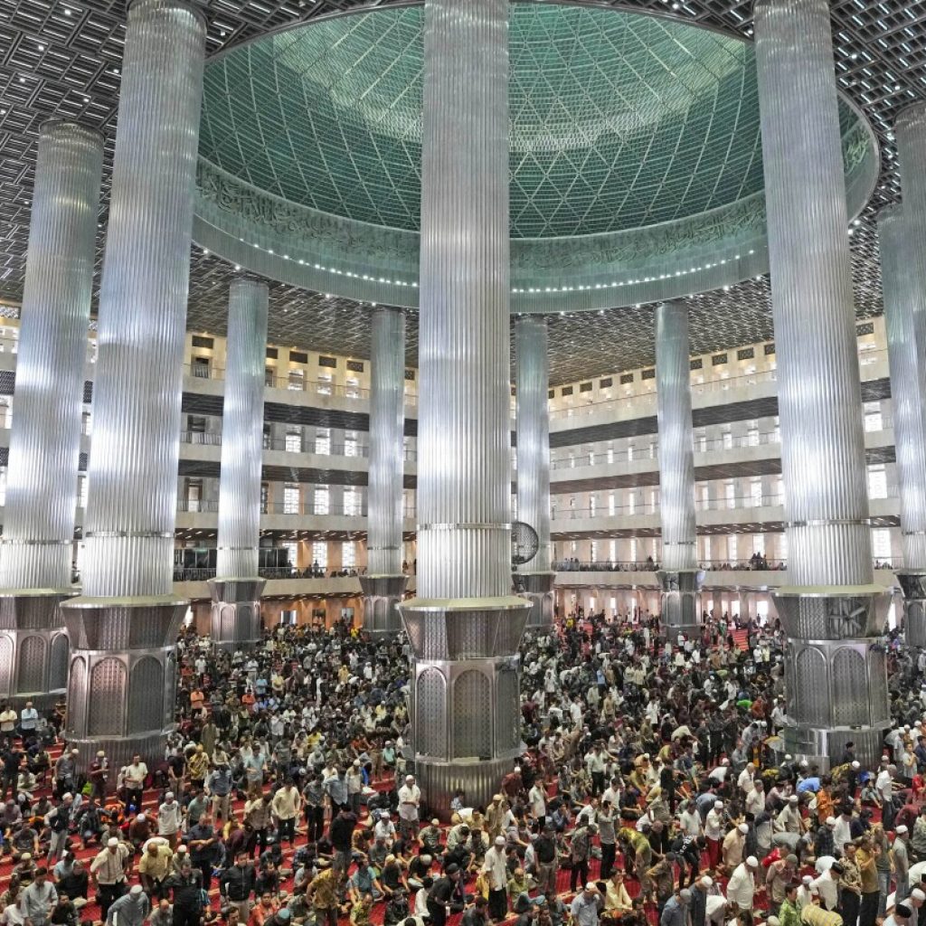 Pope will visit the Istiqlal mosque in Indonesia on the first stop of an interfaith Asian trip