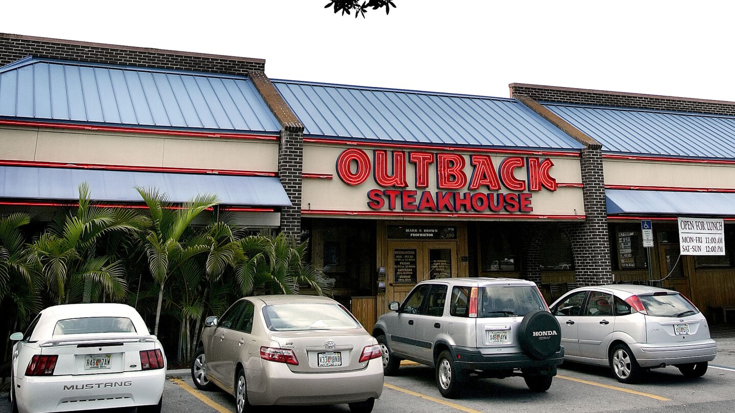 A top Delta Air Lines executive is leaving to lead the company that owns Outback Steakhouse