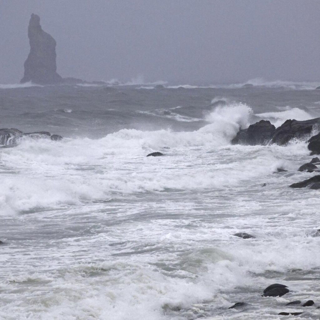 Japan prepares for powerful Typhoon Shanshan, affecting transportation and delivery services