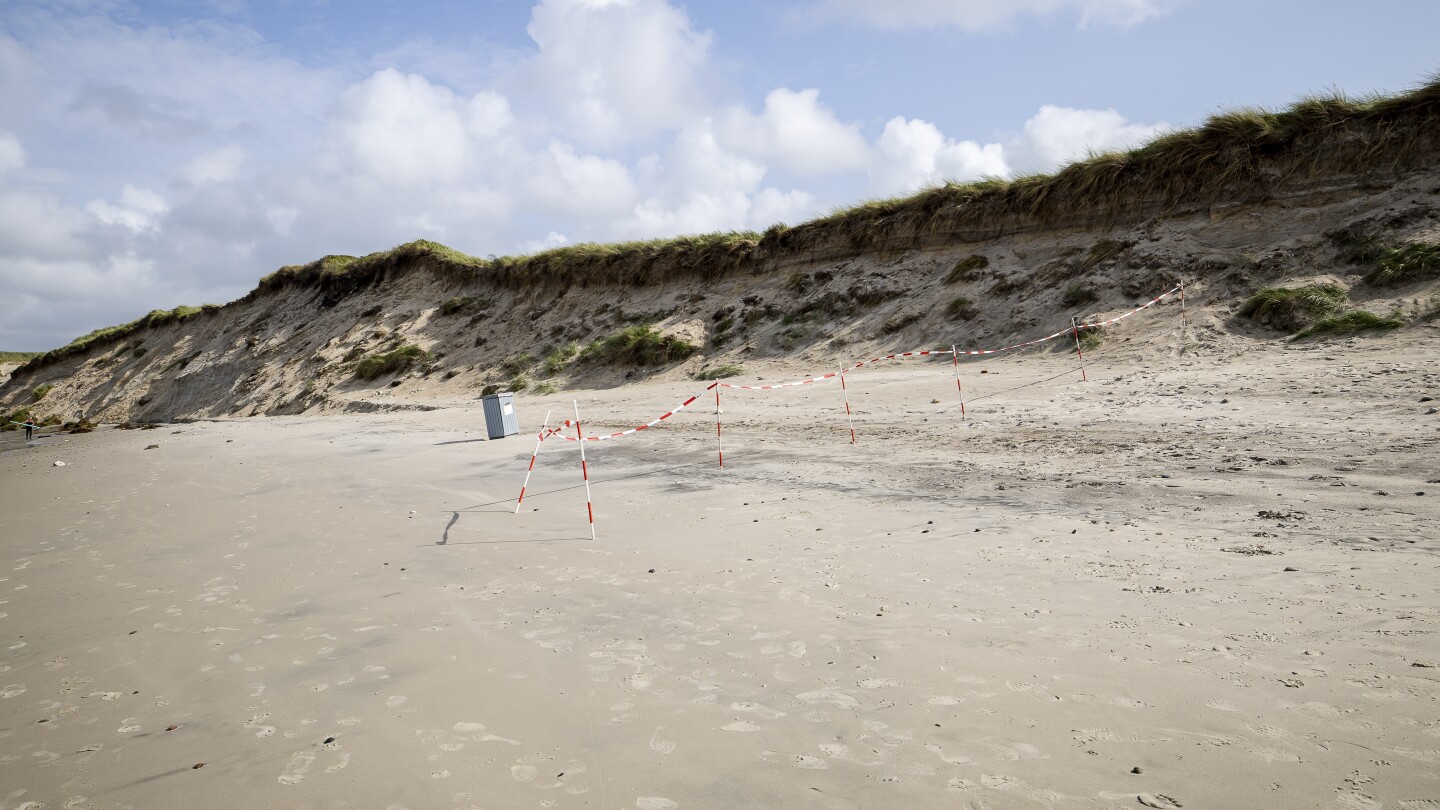 2 German boys die after being buried in sand at a Denmark beach