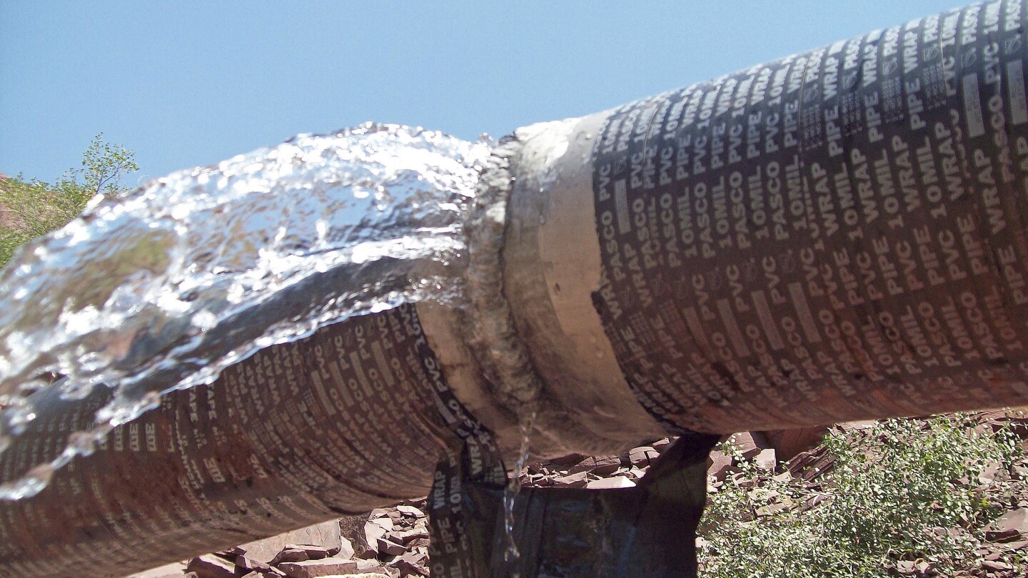 What to know about the pipeline that brings water to millions of Grand Canyon goers