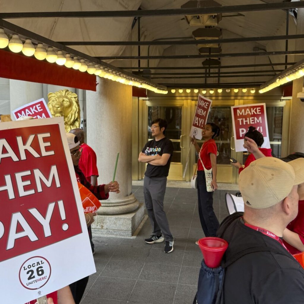 Thousands of US hotel workers strike over Labor Day weekend