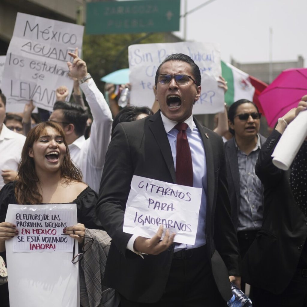 Mexico’s Congress advances a contentious bill to make all judges run for election