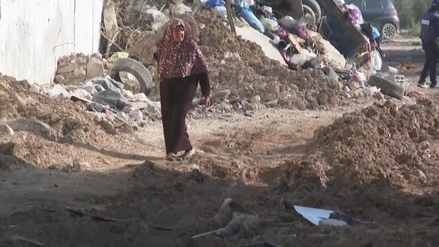 ‘We live in fear and terror’ – resident walks past destruction in Tulkarem refugee camp | AP News