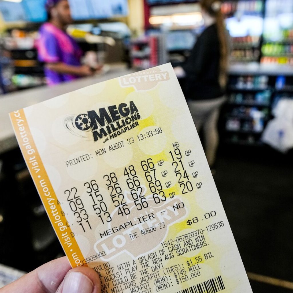 Mega Millions jackpot soars to an estimated $800 million