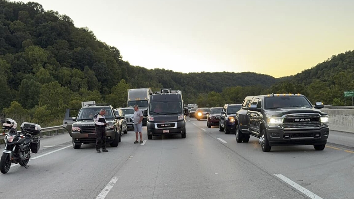 Multiple people shot along I-75 in southeastern Kentucky, authorities say