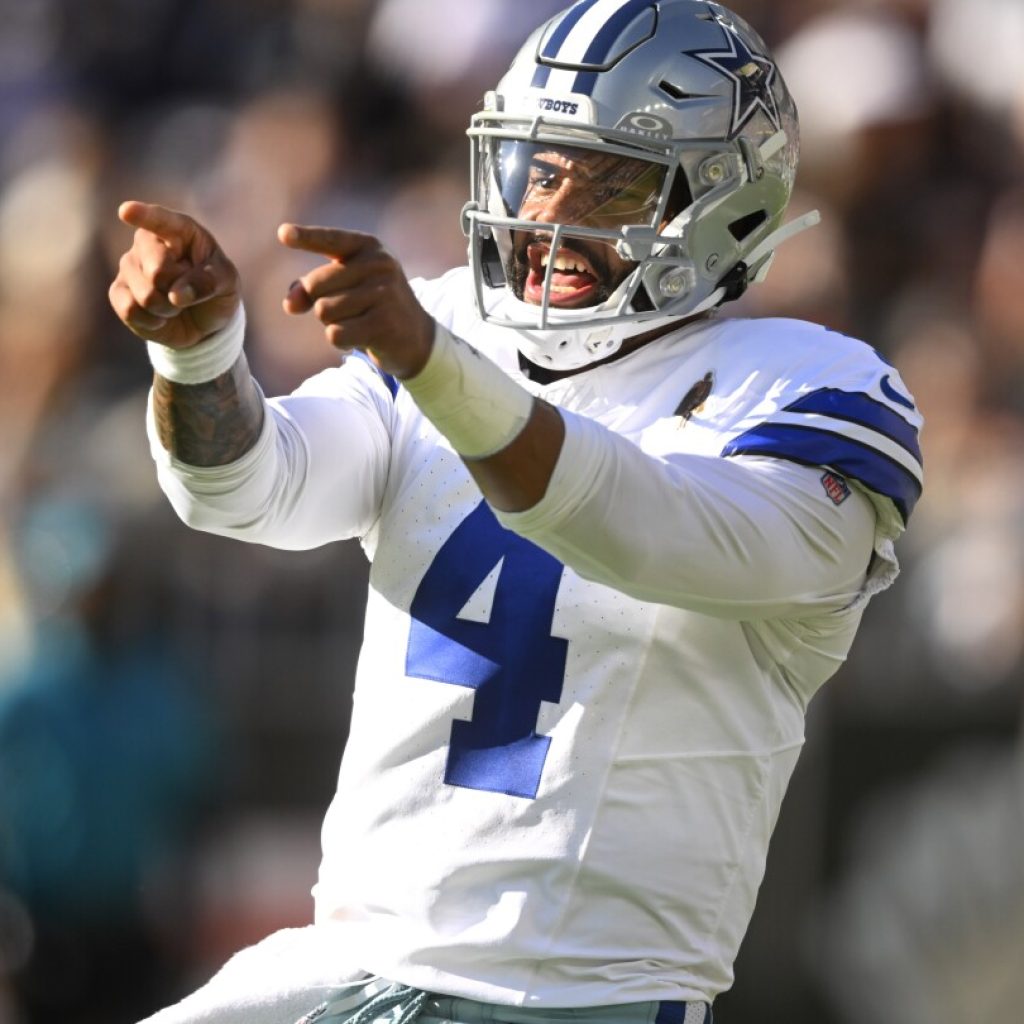 Dak Prescott leads Cowboys to 33-17 romp over Browns in opener after getting new 4-year contract