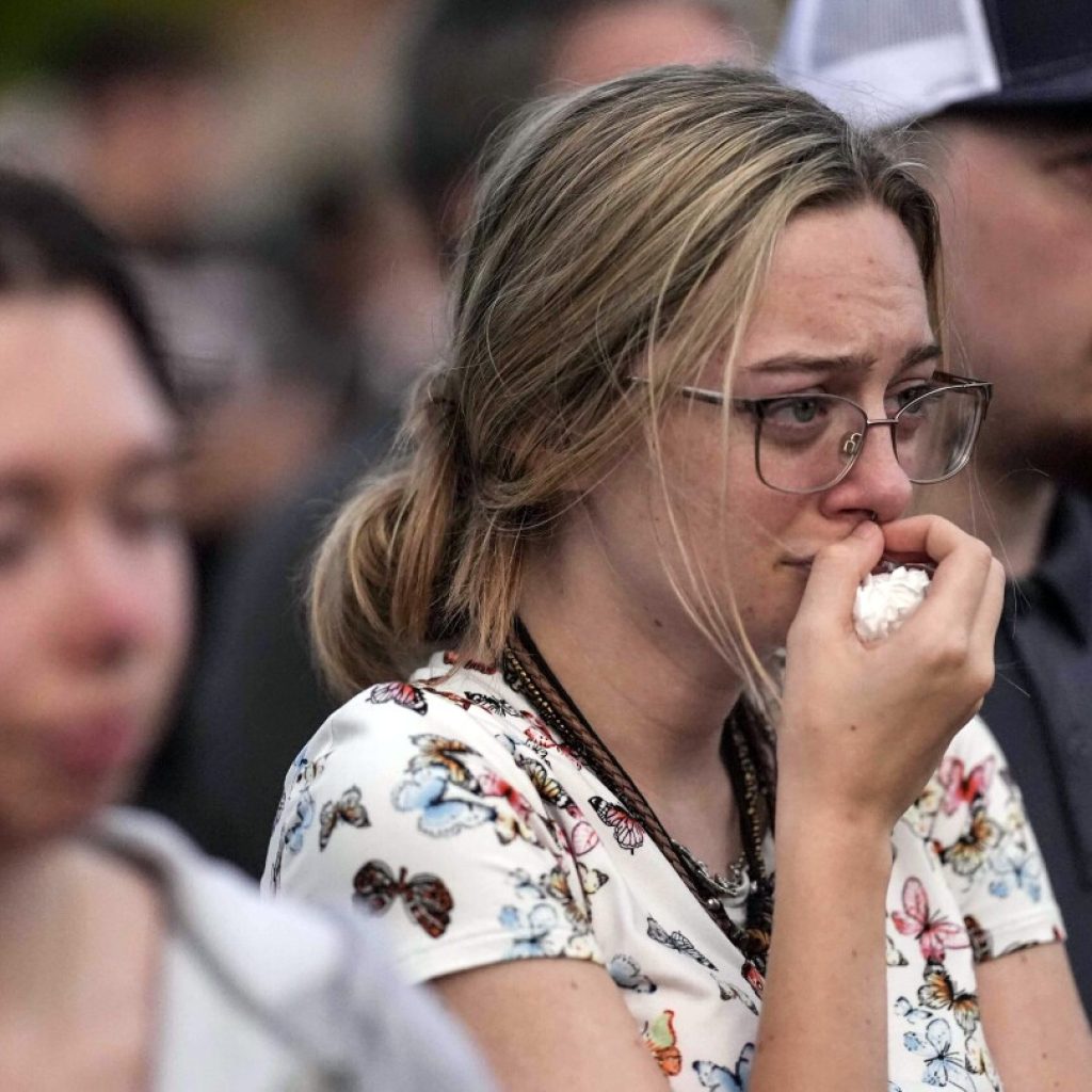 AP PHOTOS: Church services help Georgia residents mourn victims of school shootings