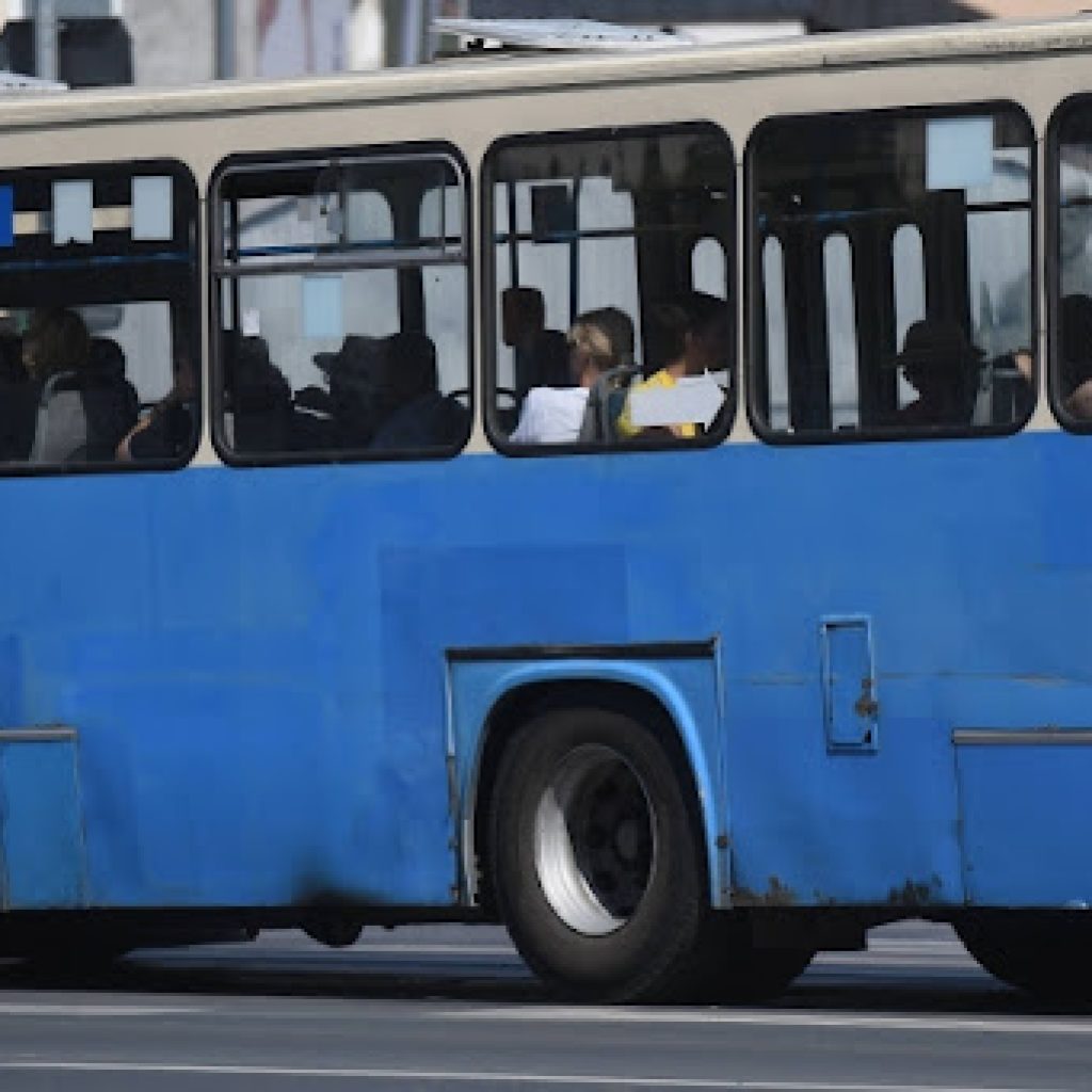 PSG: Joše jedan autobus izgoreo u Beogradu, Šapić i Kremić da podnesu ostavke