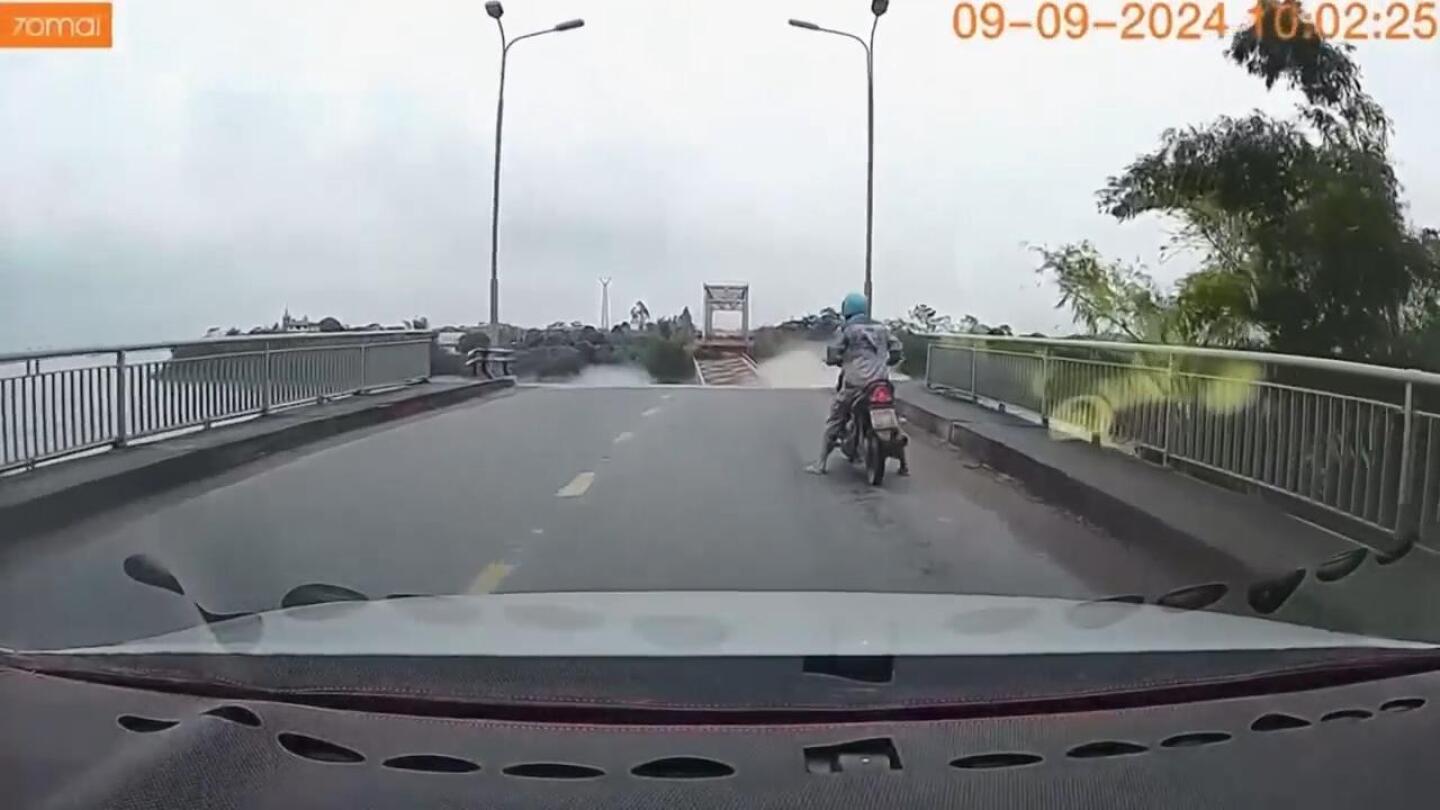 Dashcam shows moment bridge collapses in Vietnam, survivor recalls accident | AP News