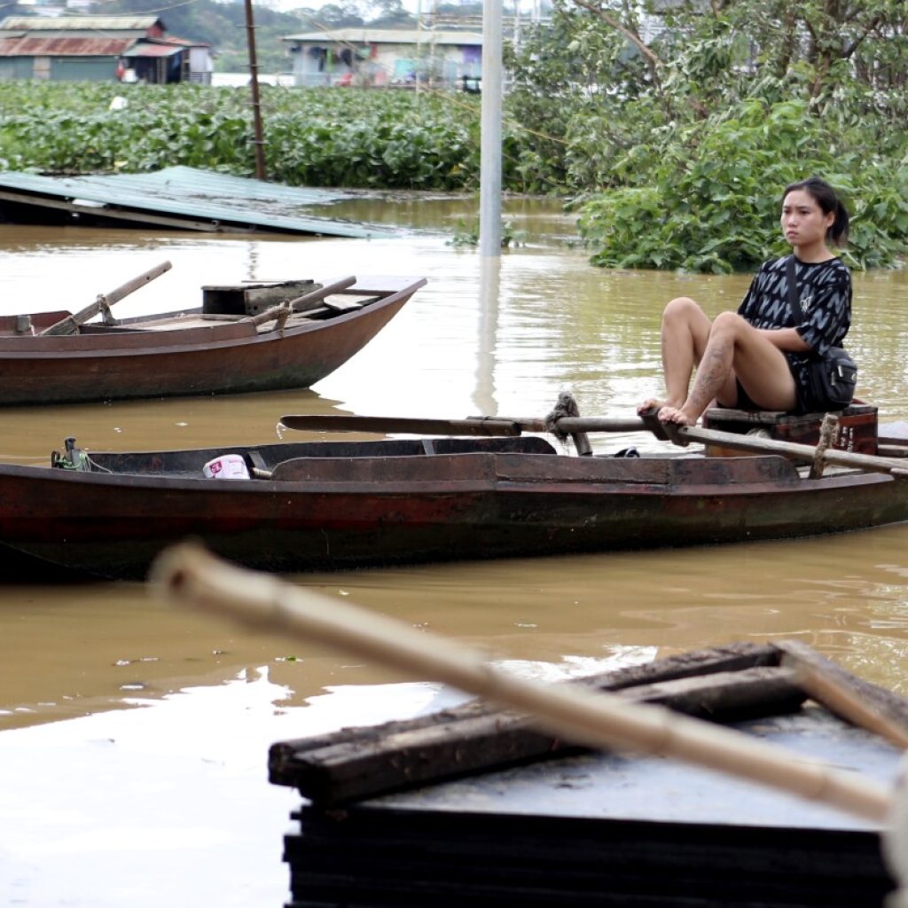 Flash flood sweeps away hamlet as Vietnam storm toll rises to 141 dead