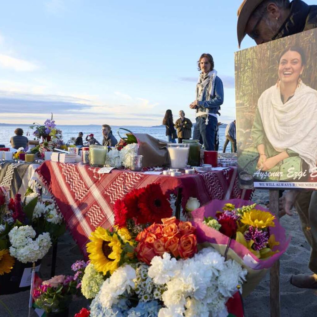 Hundreds gather on Seattle beach to remember American activist killed by Israeli military