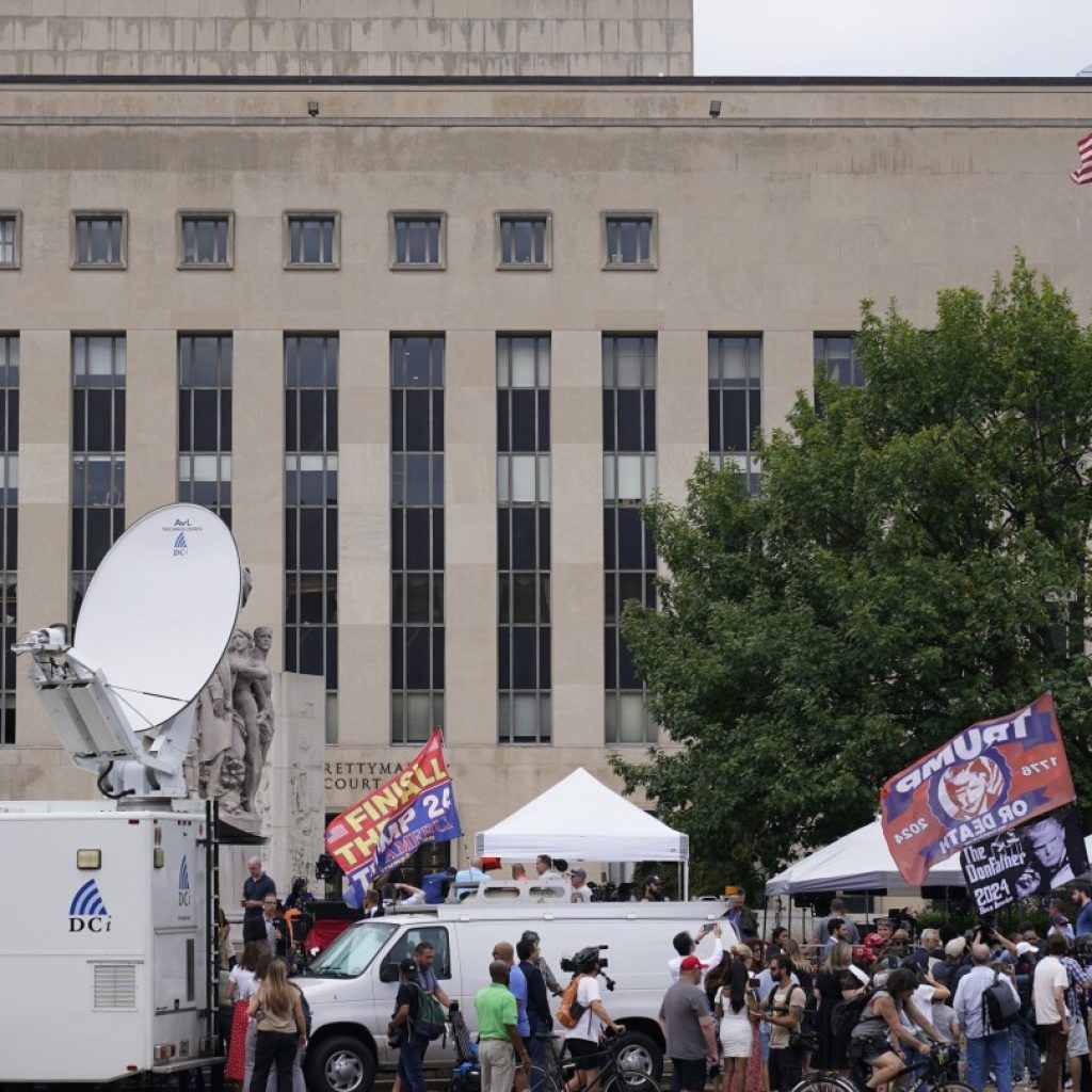 Brothers charged with assaulting New York Times photographer during Capitol riot