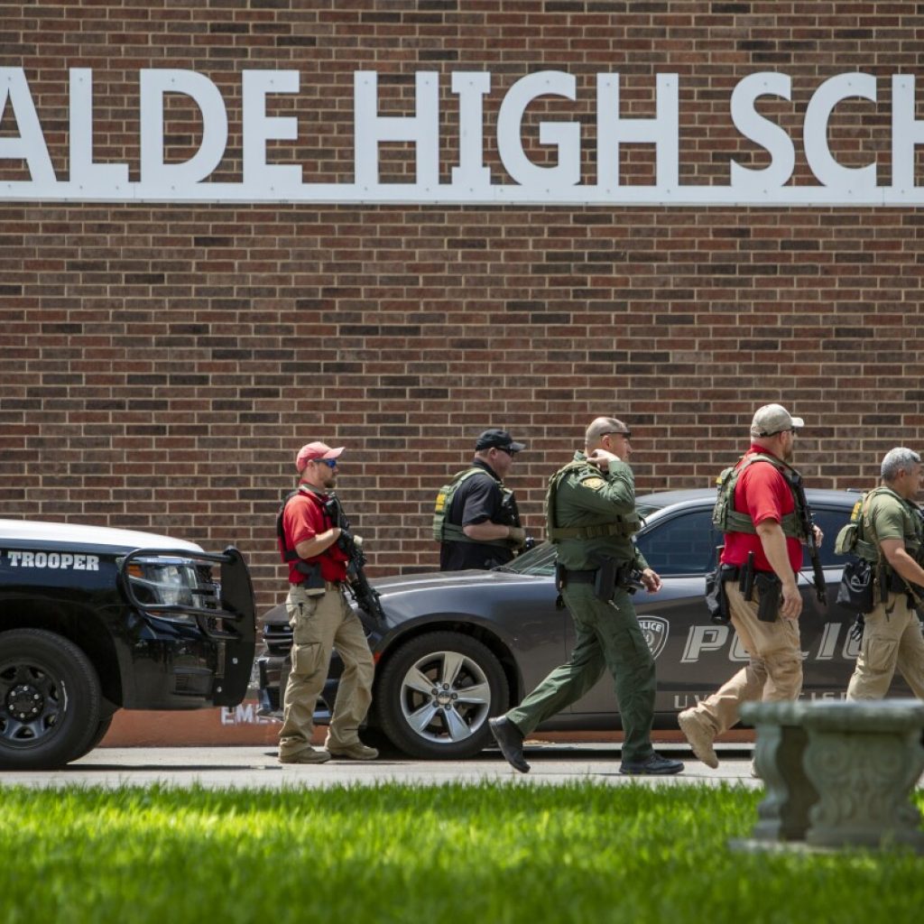 Border Patrol response to Uvalde school shooting marred by breakdowns and poor training, report says