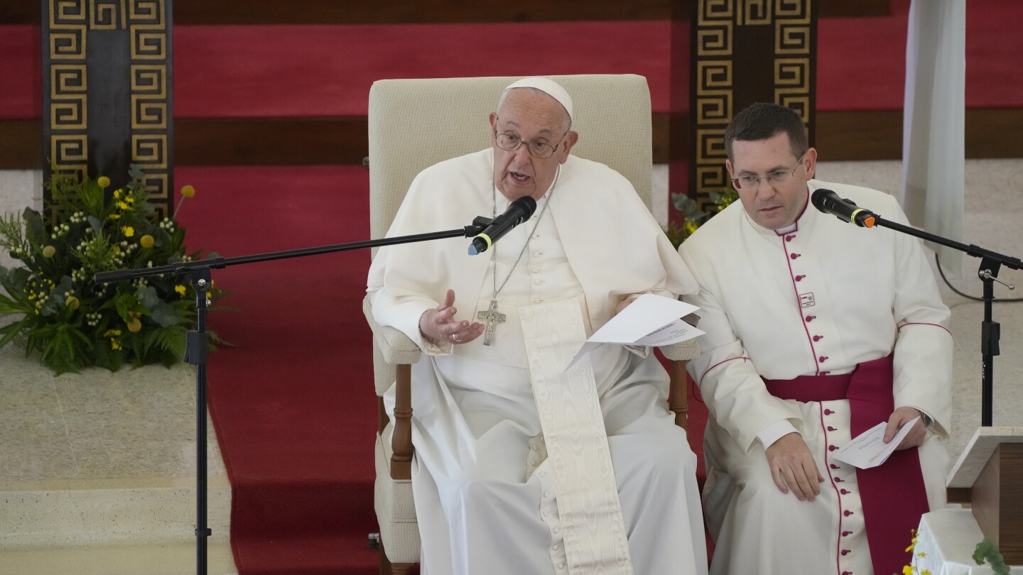 Pope ends Asia trip with same message at the start: Interfaith tolerance to heal troubled world