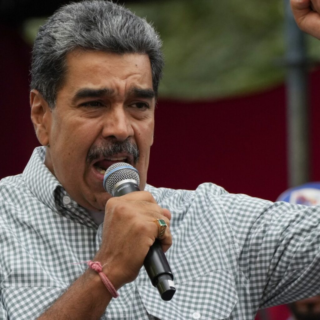 Venezuela says it arrested 6 foreigners allegedly involved in a plot to kill President Maduro