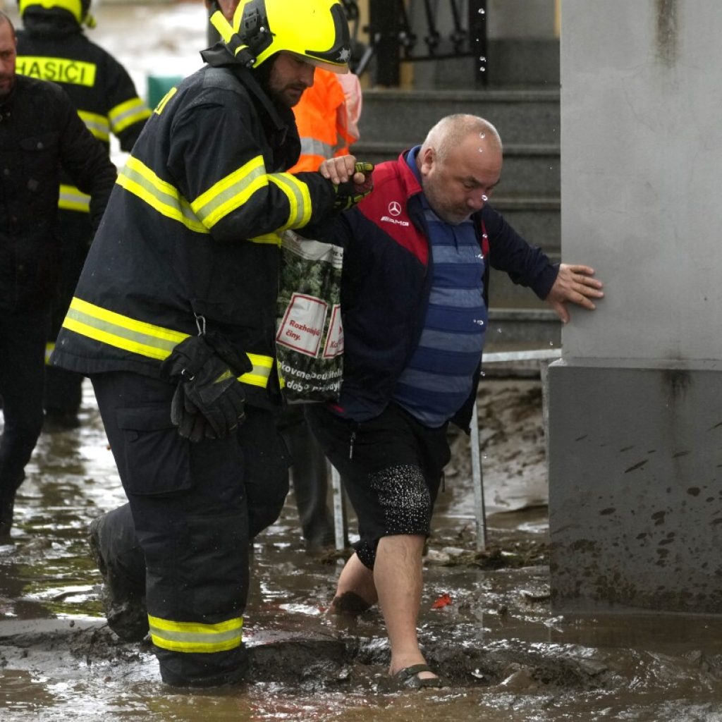 Rising floodwaters trigger evacuations in Czech Republic and Poland