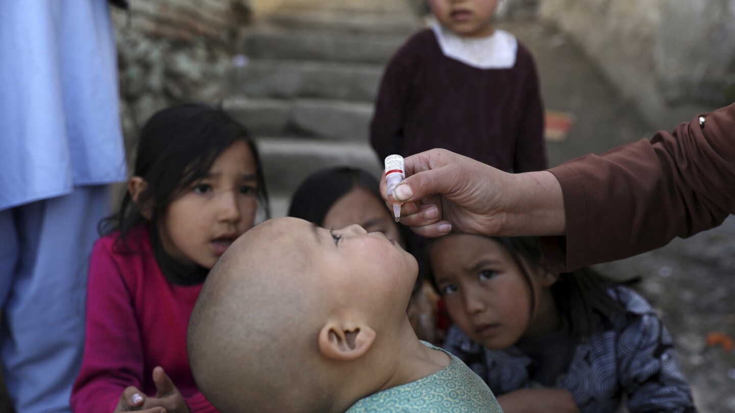 The Taliban have suspended polio vaccination campaigns in Afghanistan, the UN says