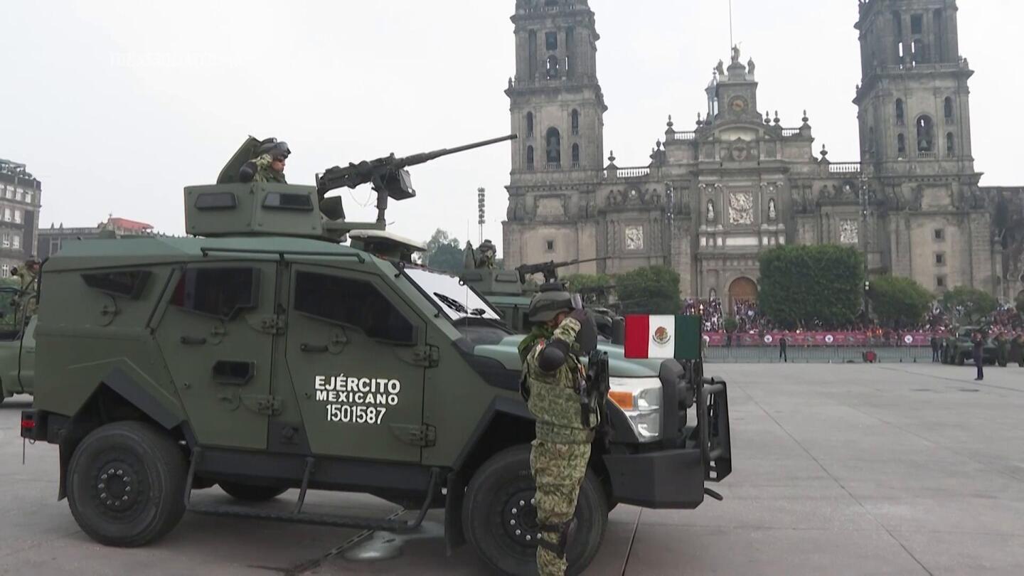 Mexico’s military on display in Independence Day parade celebrations | AP News