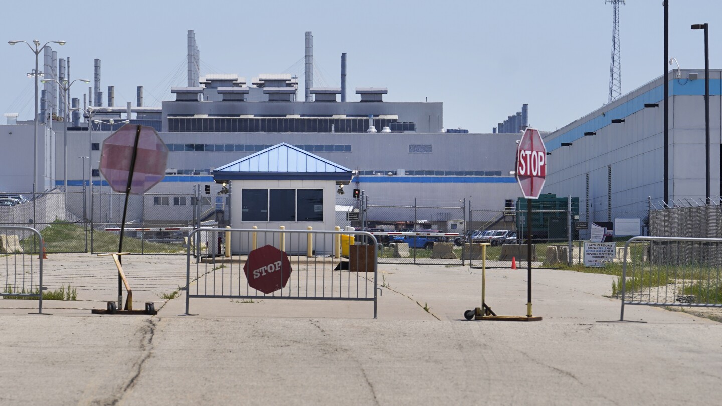 UAW fight with Stellantis escalates as union files unfair labor charges over factory commitments