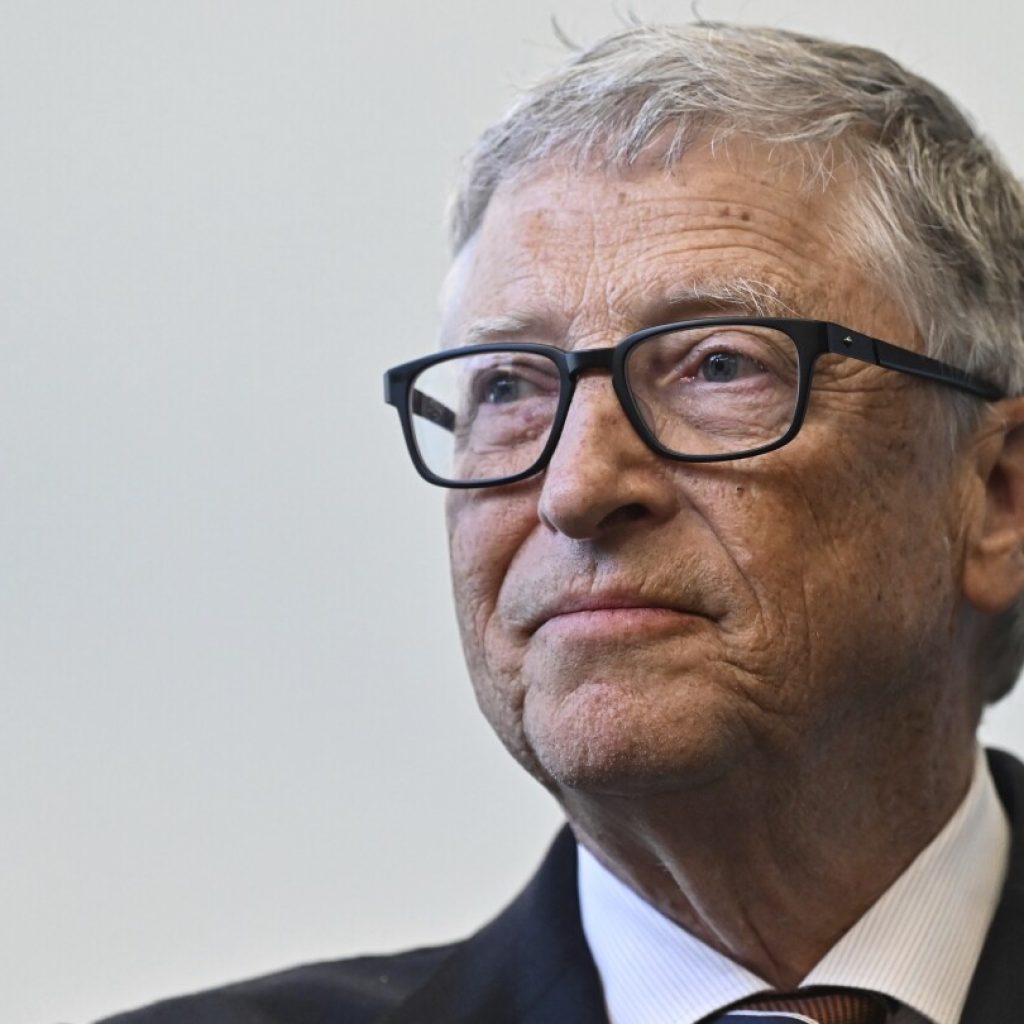 Bill Gates calls for more aid to go to Africa and for debt relief for burdened countries