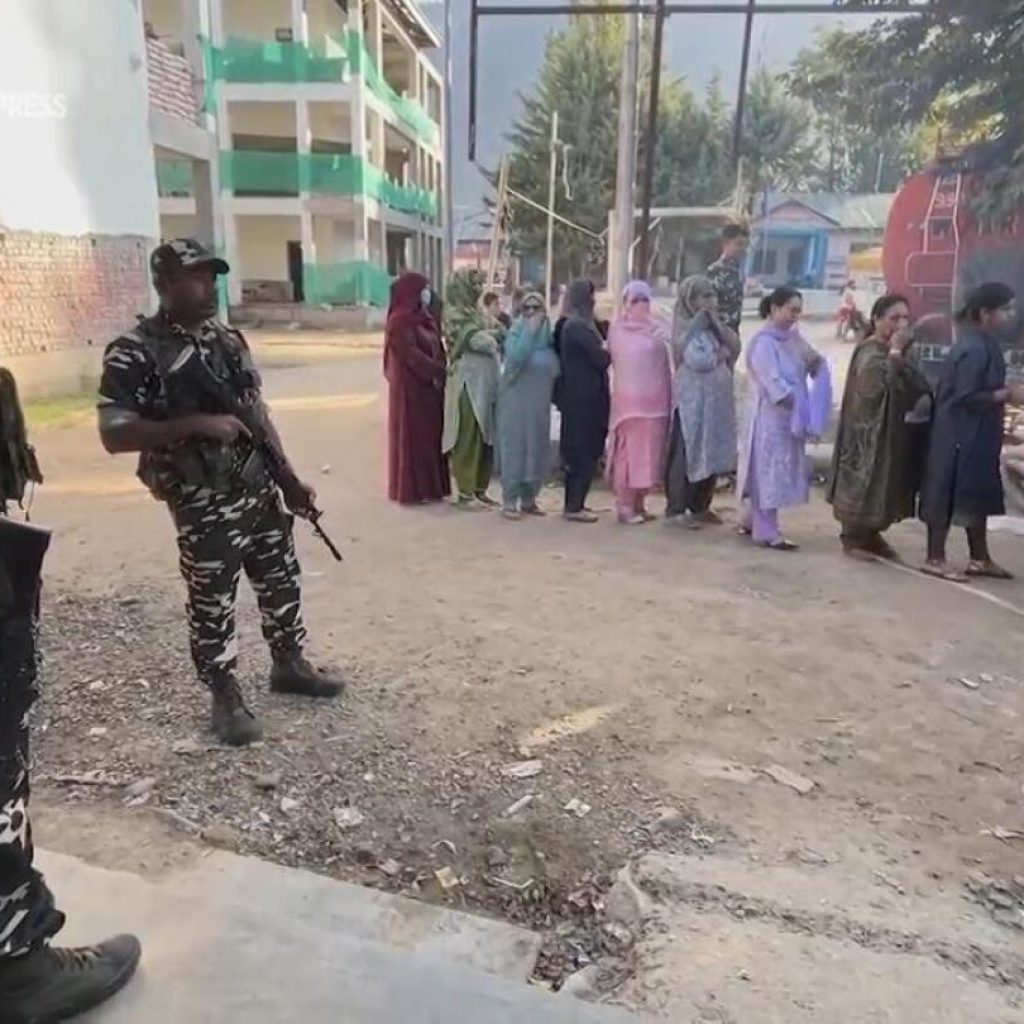 Voters in Indian-controlled Kashmir choose local government for first time since losing autonomy | AP News