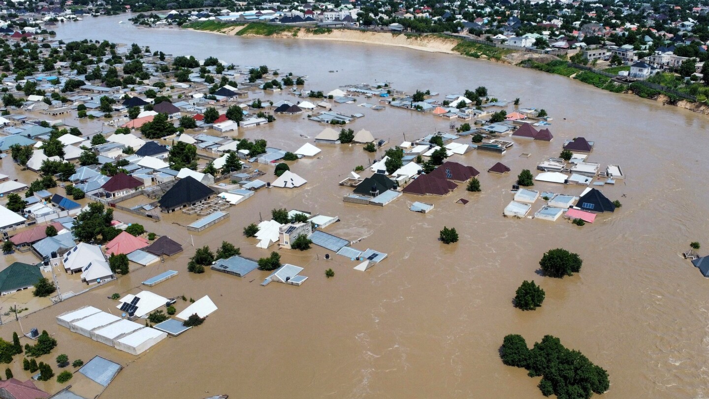 Nigeria warns of possible flooding as Cameroon releases water from dam