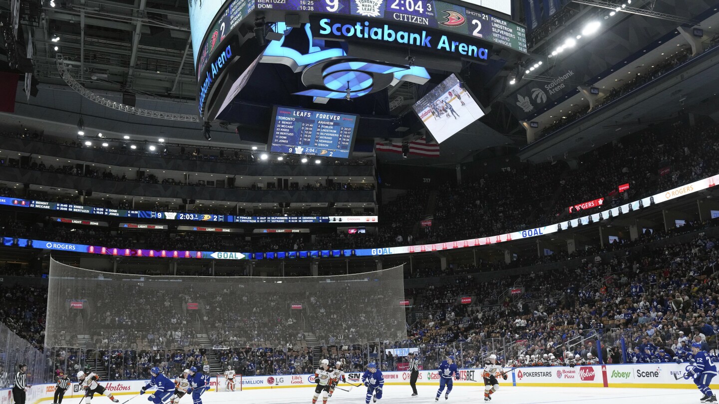 Rogers Communications buys out Bell stake in Maple Leafs Sports for $3.5 billion