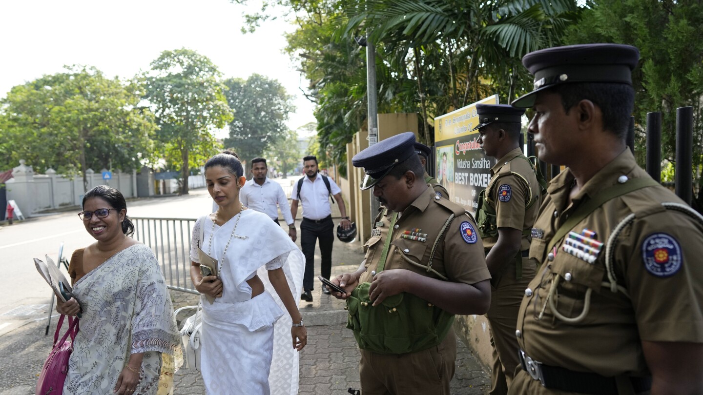 Sri Lankans vote in a presidential election that will decide how it recovers from economic crisis