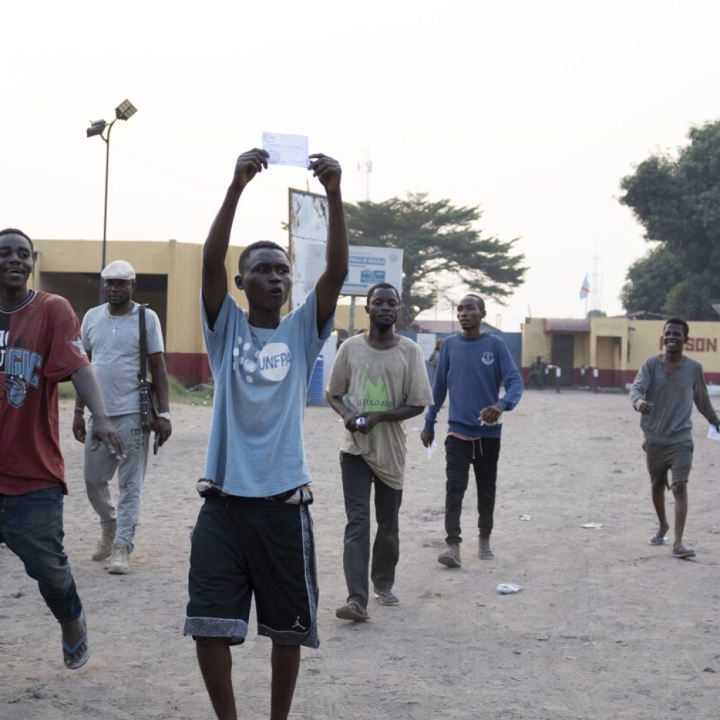 Congo frees 600 inmates at main prison in a bid to ease overcrowding