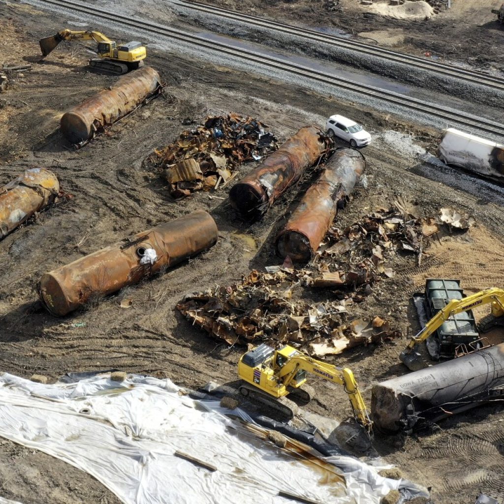 EPA data make it hard to know the extent of the contamination from last year’s Ohio derailment